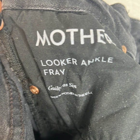 Mother The Looker Ankle Fray Jeans Guilty as Sin 26 - Picture 11 of 12